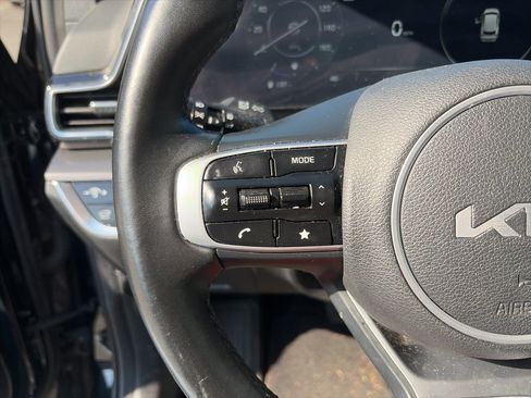 Used 2024 Kia Sportage SX image 17