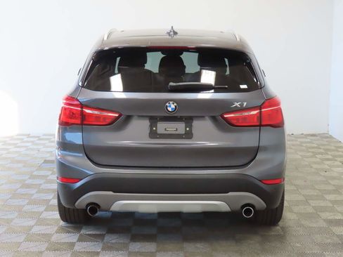Used 2017 BMW X1 xDrive28i image 4