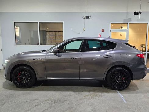 Used 2019 Maserati Levante GTS image 7