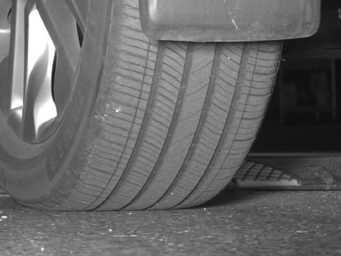 Used 2023 Toyota RAV4 XLE Premium AWD/4WD image 10