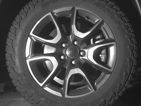 Used 2025 Jeep Compass Trailhawk image 13