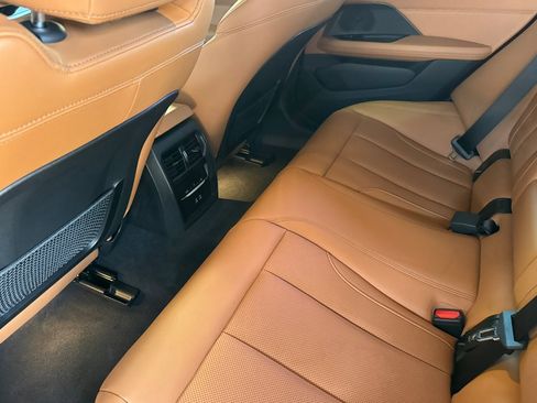 Used 2023 BMW i4 eDrive40 w/ Premium Package RWD image 15