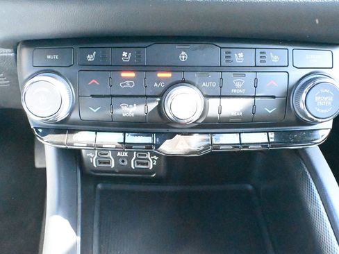 Used 2024 Dodge Durango GT AWD/4WD image 20