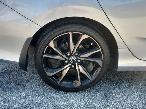 Used 2020 Honda Civic Sport image 7