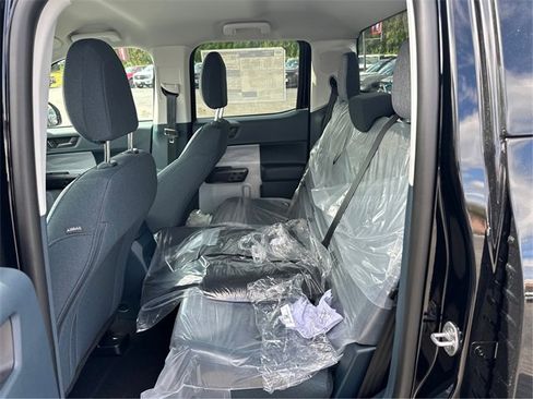 New 2025 Ford Maverick XLT image 10