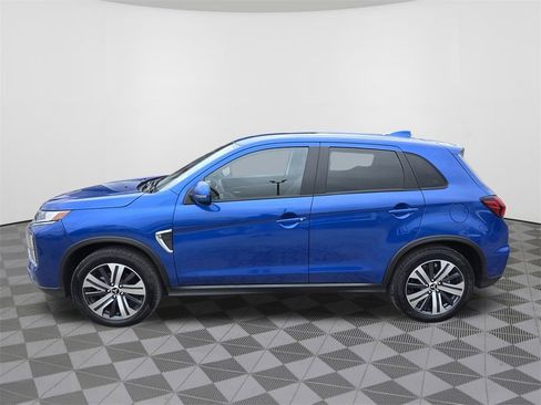 Used 2025 Mitsubishi Outlander Sport SE image 12