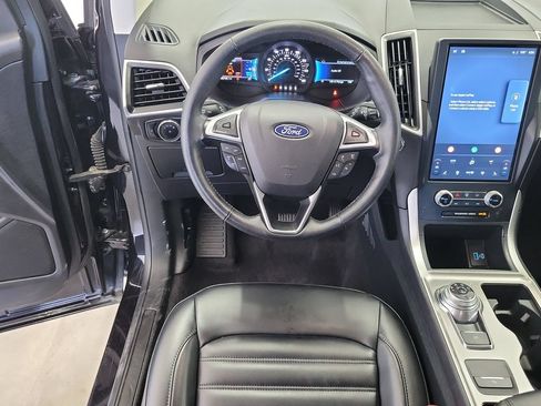Used 2024 Ford Edge SEL AWD/4WD image 17