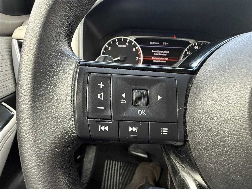 Used 2022 Nissan Rogue SV AWD/4WD image 26