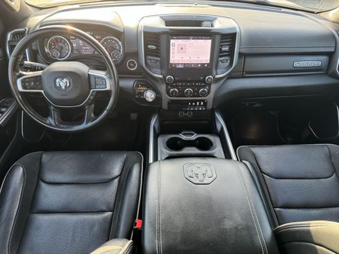 Used 2022 RAM 1500 Laramie w/ Sport Appearance Package AWD/4WD image 10