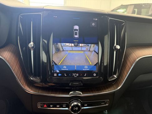 Used 2023 Volvo XC60 B5 Plus AWD/4WD image 14