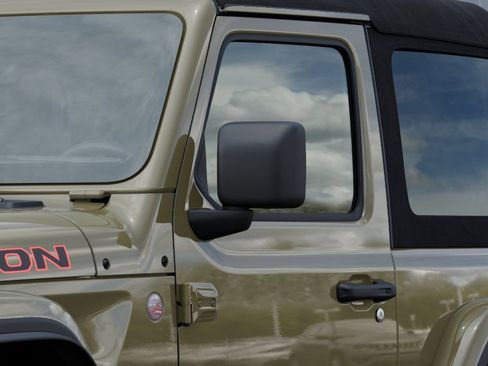 New 2025 Jeep Wrangler Rubicon AWD/4WD image 38