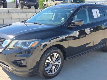 Used 2020 Nissan Pathfinder SL