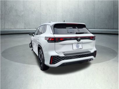 New 2026 Volkswagen Tiguan SEL R-Line