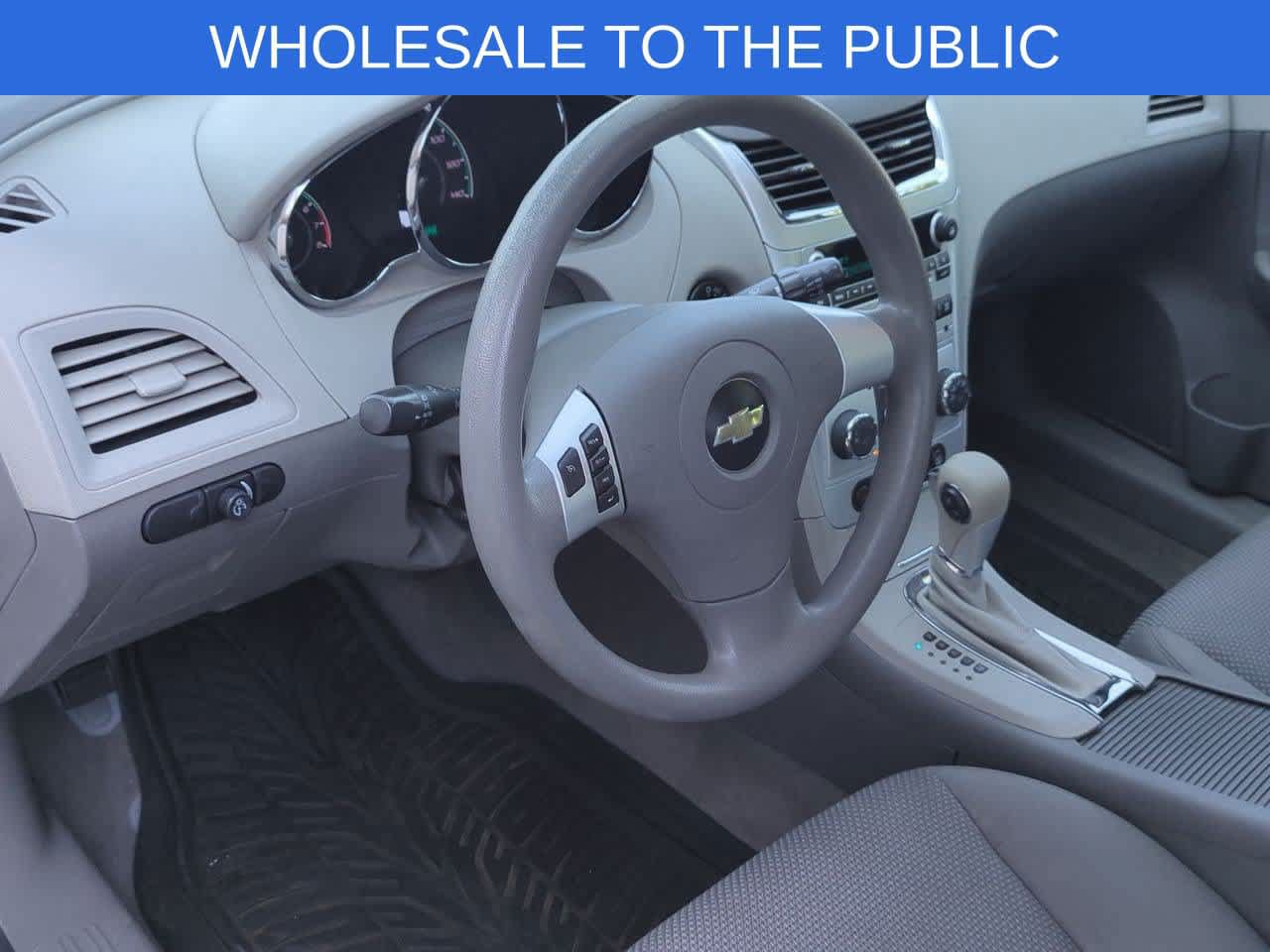 Used 2011 Chevrolet Malibu LS FWD image 2