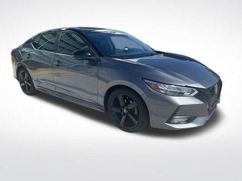 Used 2023 Nissan Sentra SR w/ Midnight Edition Package FWD image 4