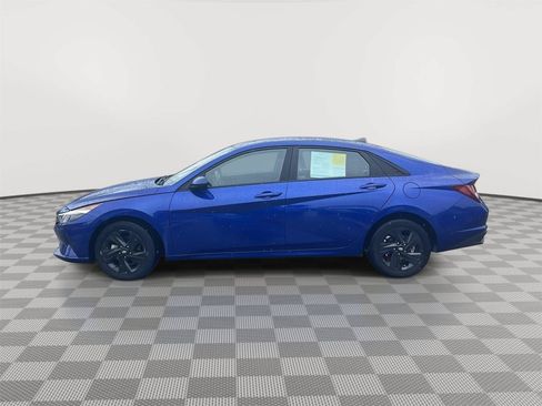 Certified 2023 Hyundai Elantra SEL FWD image 10
