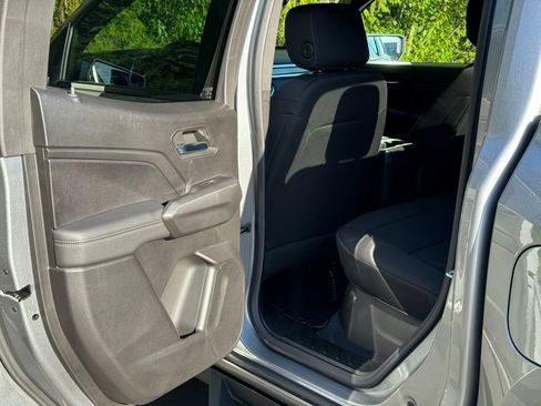 Used 2024 GMC Canyon Elevation RWD image 8