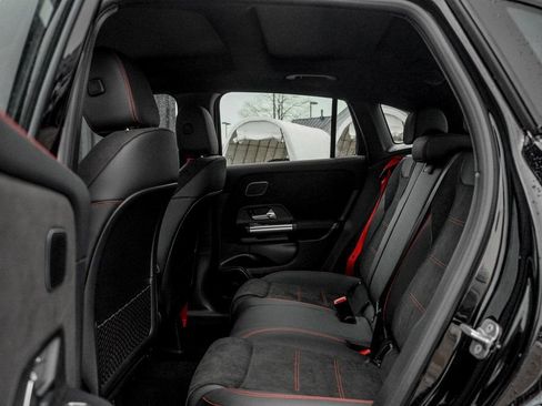 Used 2026 Mercedes-Benz GLA 35 AMG 4MATIC image 19