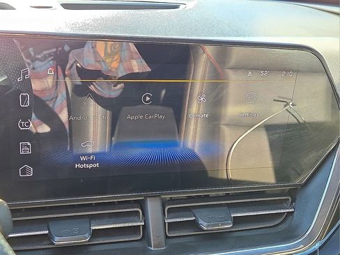 Used 2024 Chevrolet Trax RS w/ Driver Confidence Package image 25