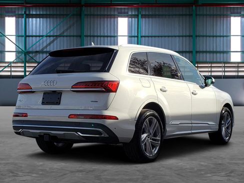 Used 2021 Audi Q7 3.0T Premium Plus image 5