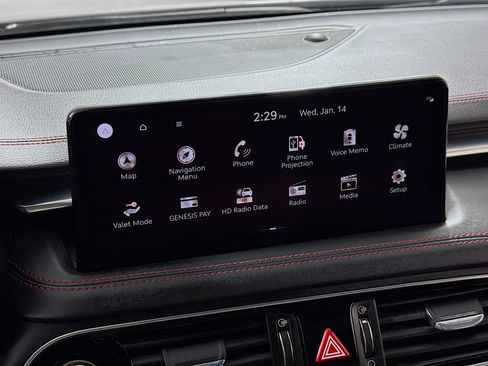 Used 2023 Genesis G70 2.0T w/ Sport Prestige Package image 18