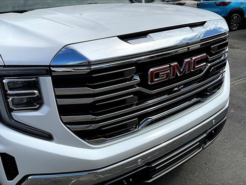 Used 2024 GMC Sierra 1500 SLT w/ SLT Premium Plus Package image 29
