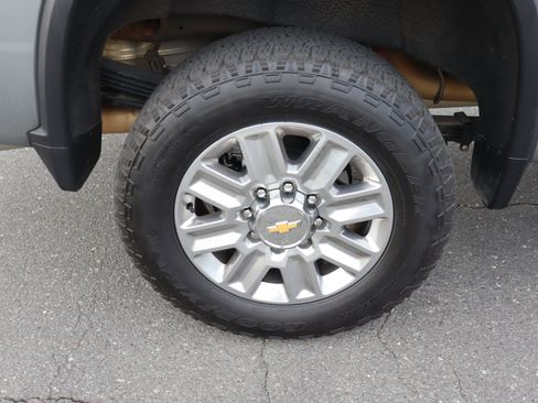 Certified 2025 Chevrolet Silverado 2500 High Country w/ Technology Package image 39