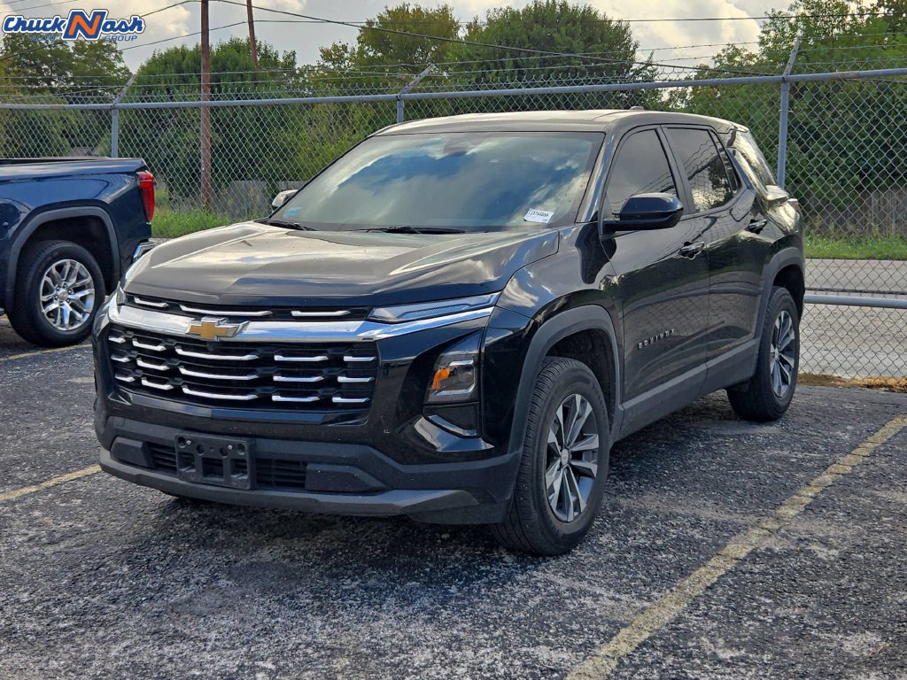 Used 2026 Chevrolet Equinox LT FWD image 3