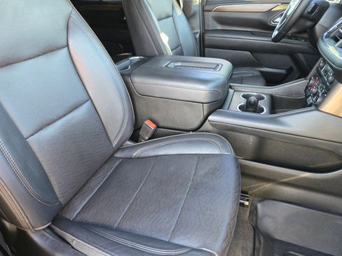 Used 2023 Chevrolet Tahoe High Country image 11