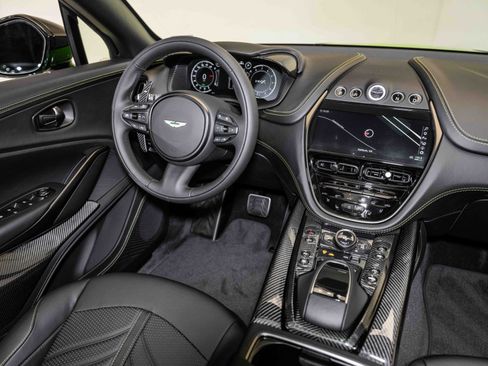Used 2024 Aston Martin DBX 707 image 23