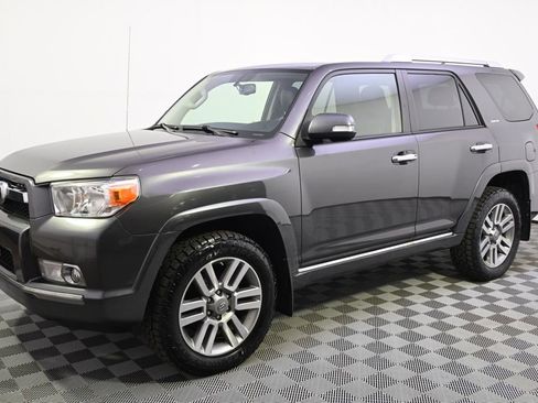 Used 2013 Toyota 4Runner Limited image 2