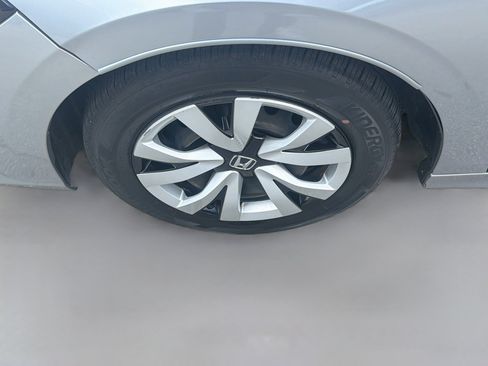 Certified 2024 Honda Civic LX image 35