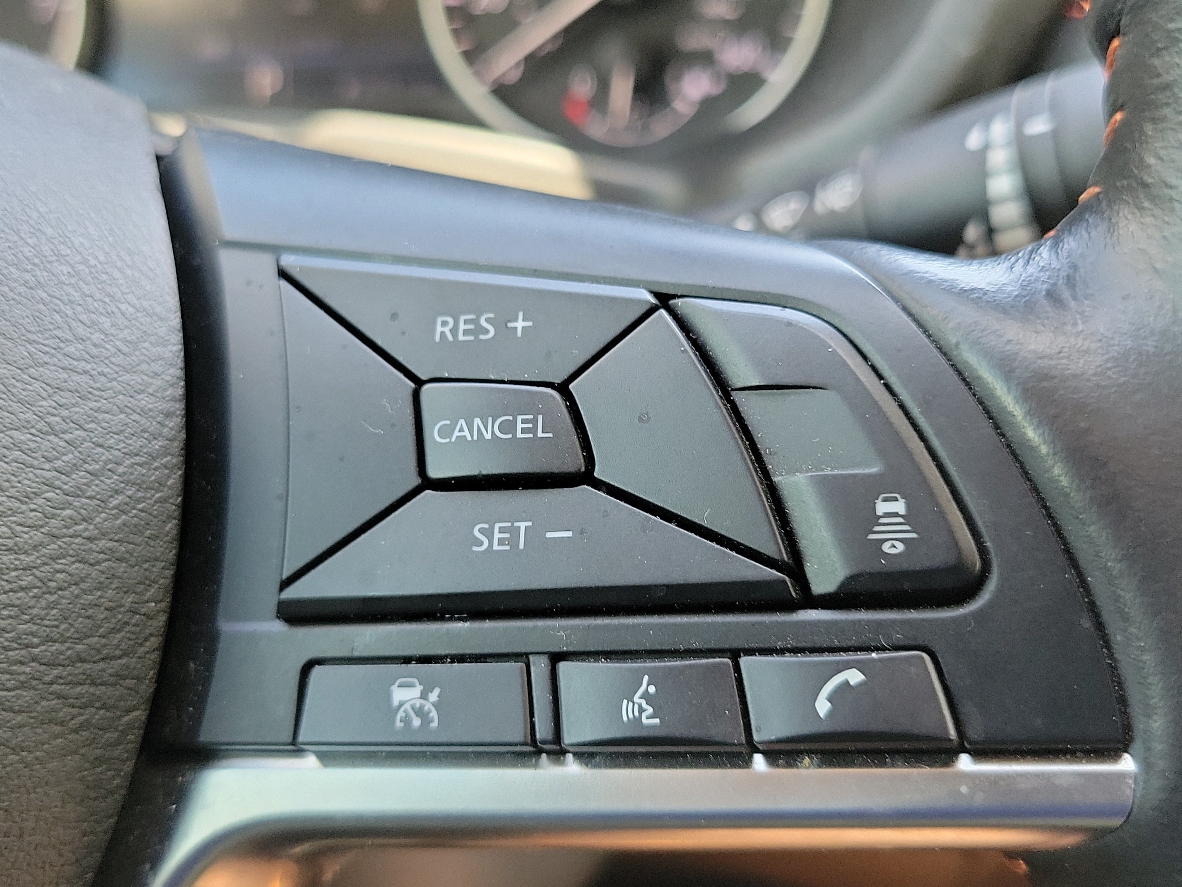 Used 2024 Nissan Sentra SR FWD image 19