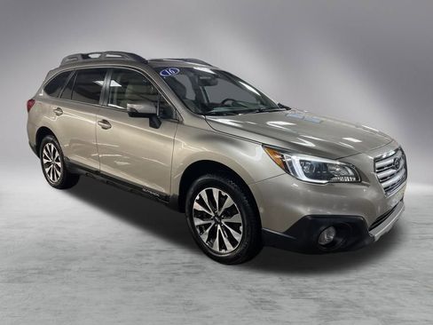 Used 2016 Subaru Outback 2.5i Limited image 7
