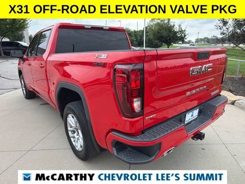 Used 2021 GMC Sierra 1500 Elevation w/ X31 Off-Road Package AWD/4WD image 11
