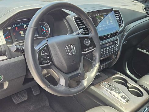 Used 2022 Honda Pilot Special Edition image 2