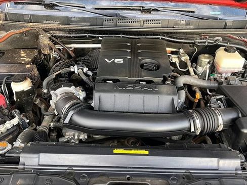 Used 2022 Nissan Frontier PRO-4X AWD/4WD image 7