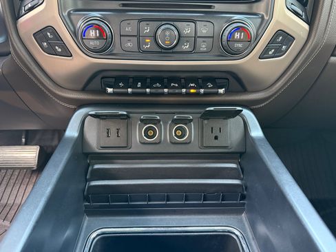 Used 2017 GMC Sierra 1500 Denali image 23