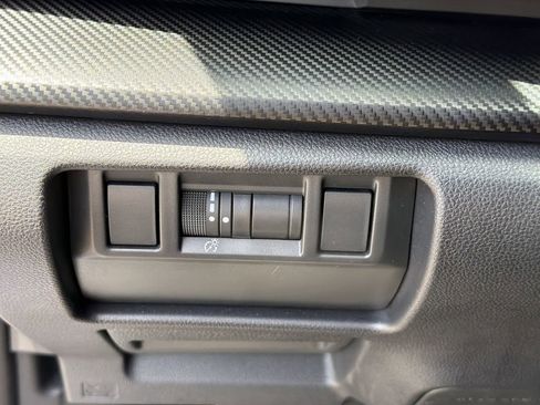 Certified 2024 Subaru Crosstrek 2.0i Premium w/ Crosstrek Mirror Package image 27