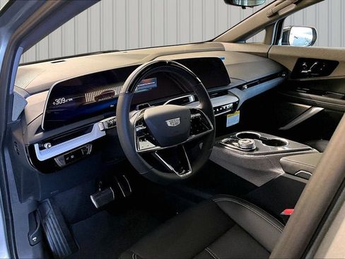 New 2026 Cadillac Optiq Sport 1 image 3