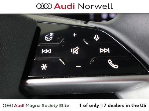 Used 2025 Audi Q5 Premium Plus w/ Premium Plus AWD/4WD image 29