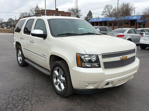 Used 2014 Chevrolet Tahoe LTZ image 3