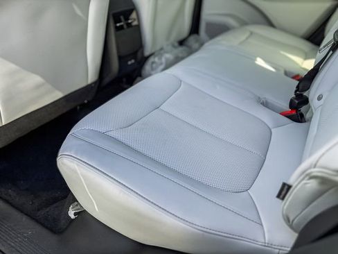 New 2026 Jeep Cherokee Limited AWD/4WD image 40