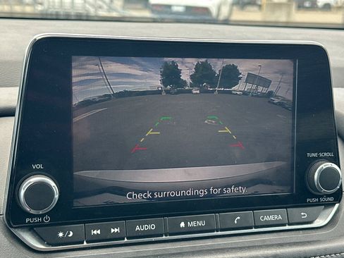 Certified 2024 Nissan Rogue S FWD image 19