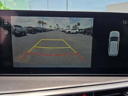 Used 2024 Kia Sorento S FWD image 22