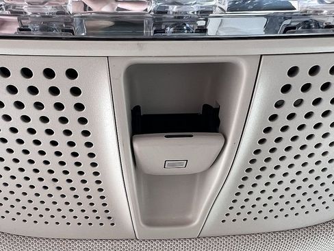 Used 2020 Mercedes-Benz GLC 300 4MATIC image 21