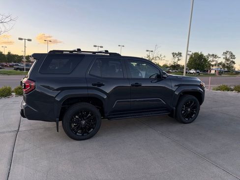 Used 2026 Toyota 4Runner Platinum AWD/4WD image 9