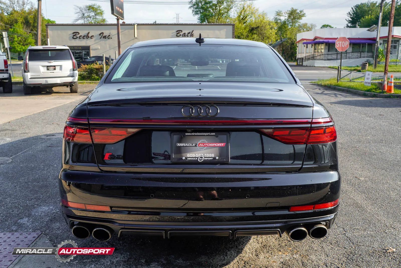 Used 2022 Audi S8 w/ S8 Executive Package AWD/4WD image 6