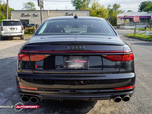 Used 2022 Audi S8 w/ S8 Executive Package AWD/4WD image 6