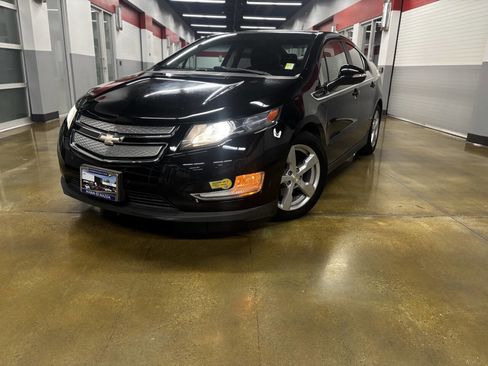 Used 2014 Chevrolet Volt image 2
